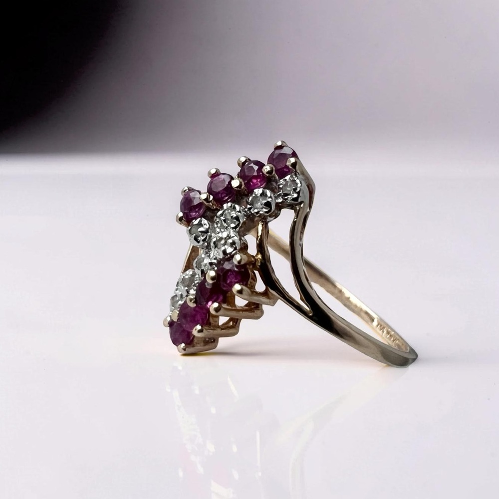 VTG Ruby and Diamond 10K Gold Ring Size 7